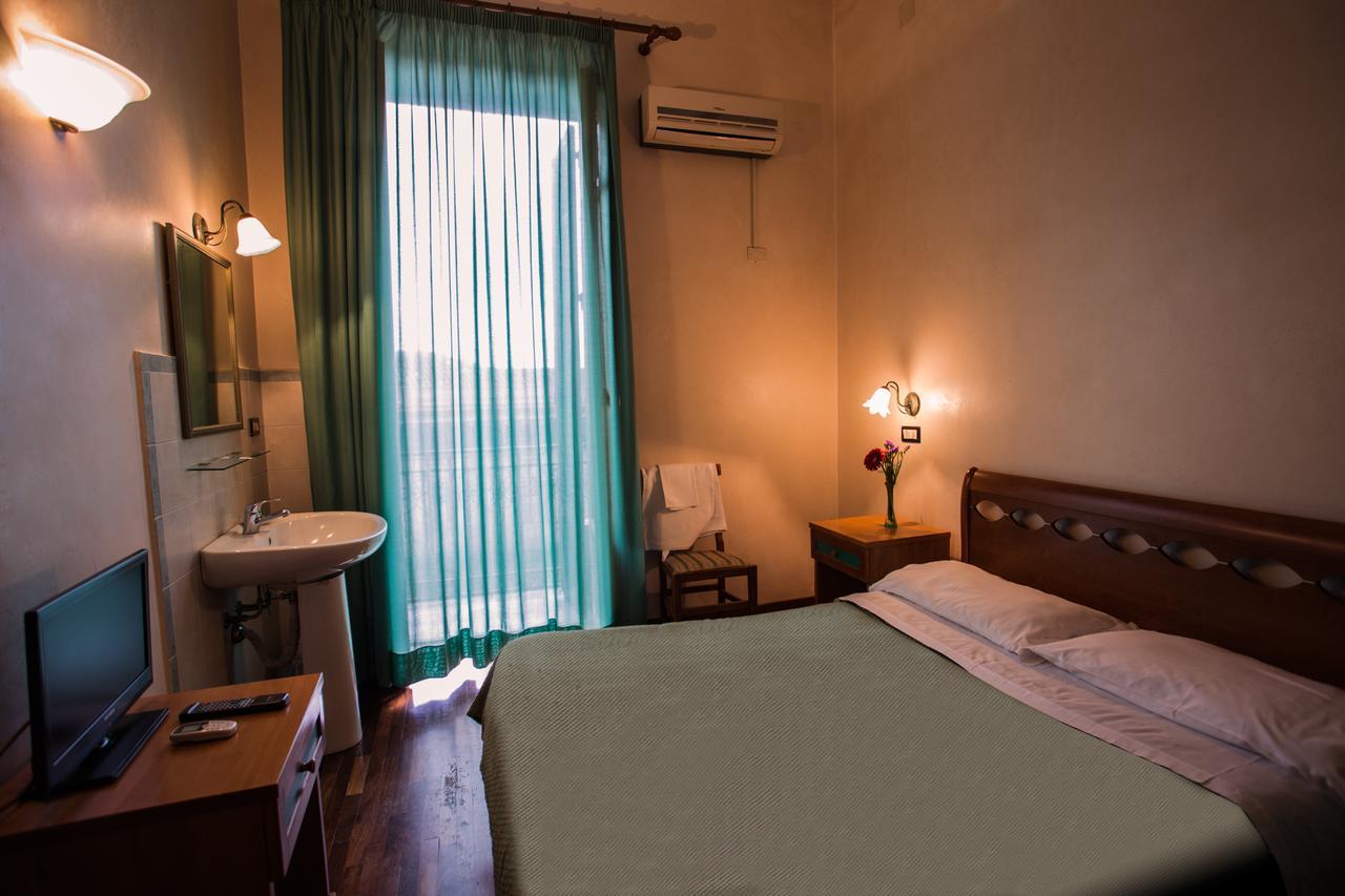 Hotel Italia Palermo Buitenkant foto