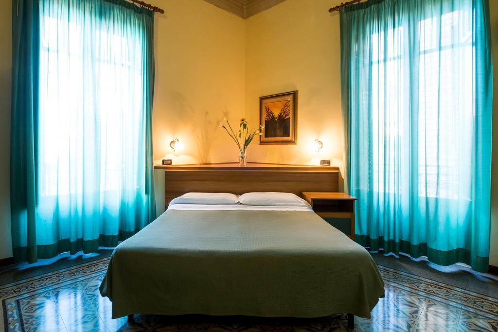Hotel Italia Palermo Buitenkant foto